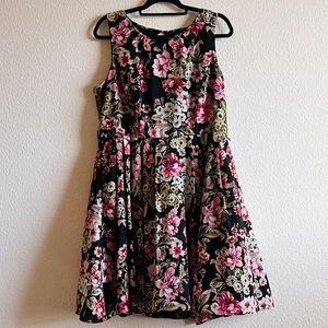 Danny & Nicole Floral Dress